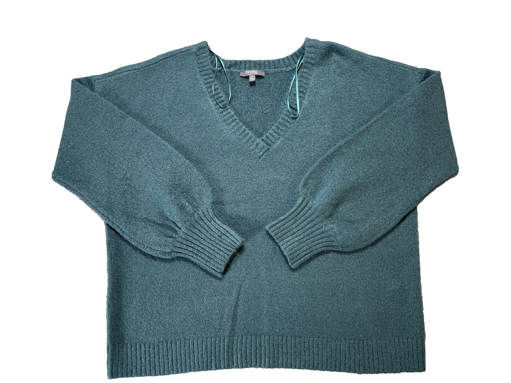 NYDJ Womens Medium Green Knit Sweater Long Sleeves V neck Pullover Soft Preppy